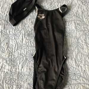 Unused Swimsuit Arena SET